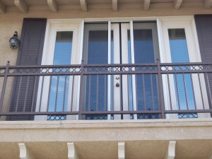 Dissapearing Screen Doors for front balcony Retractable screens for French Doors