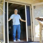 Bye! Disappearing Screen Doors