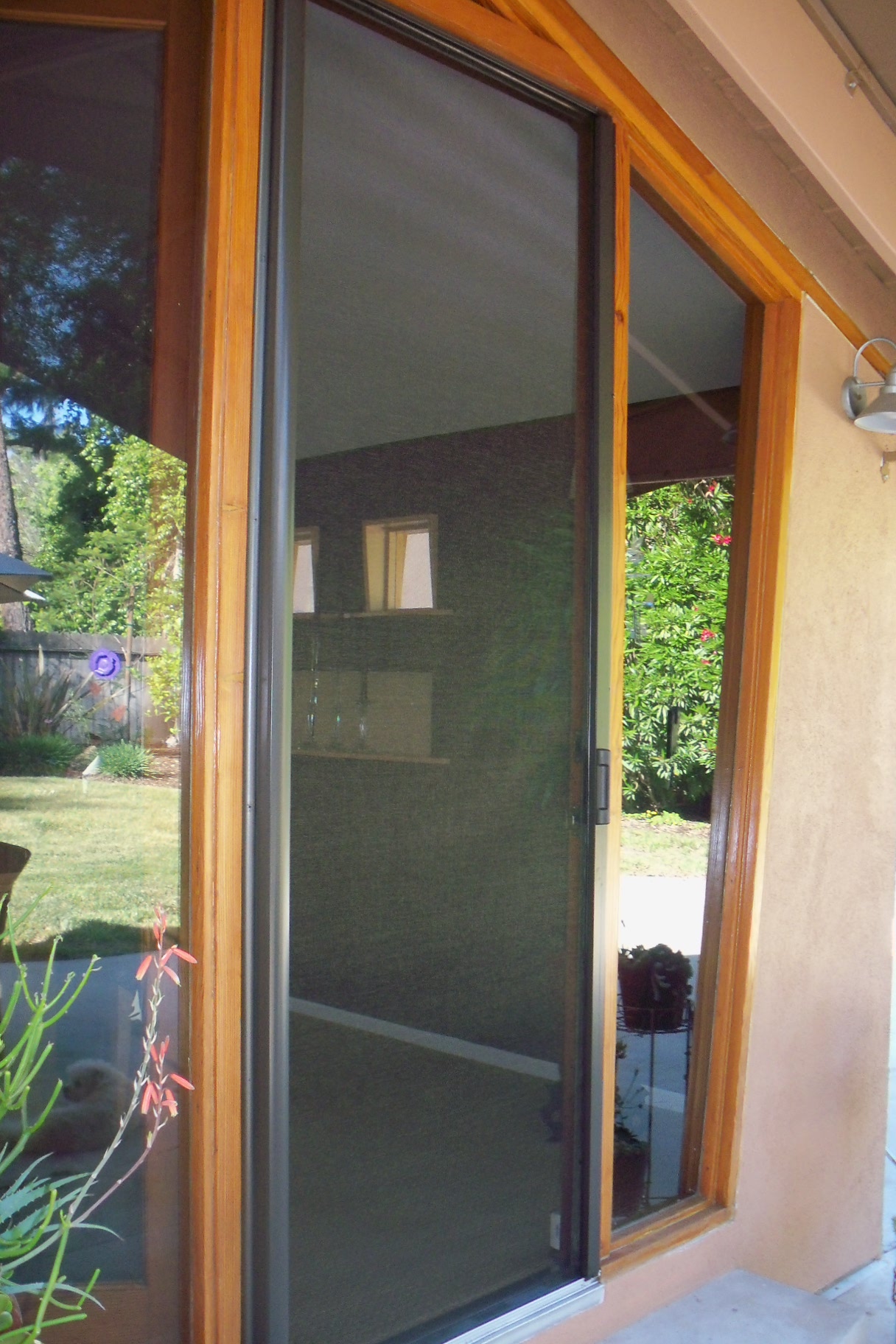 retractable-screen-doors-woodland-hills-retractable-screen-doors